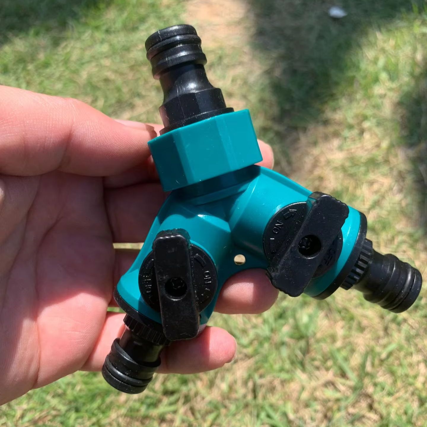 Smart Garden Hose Valve - Conector Y de Plástico 3/4